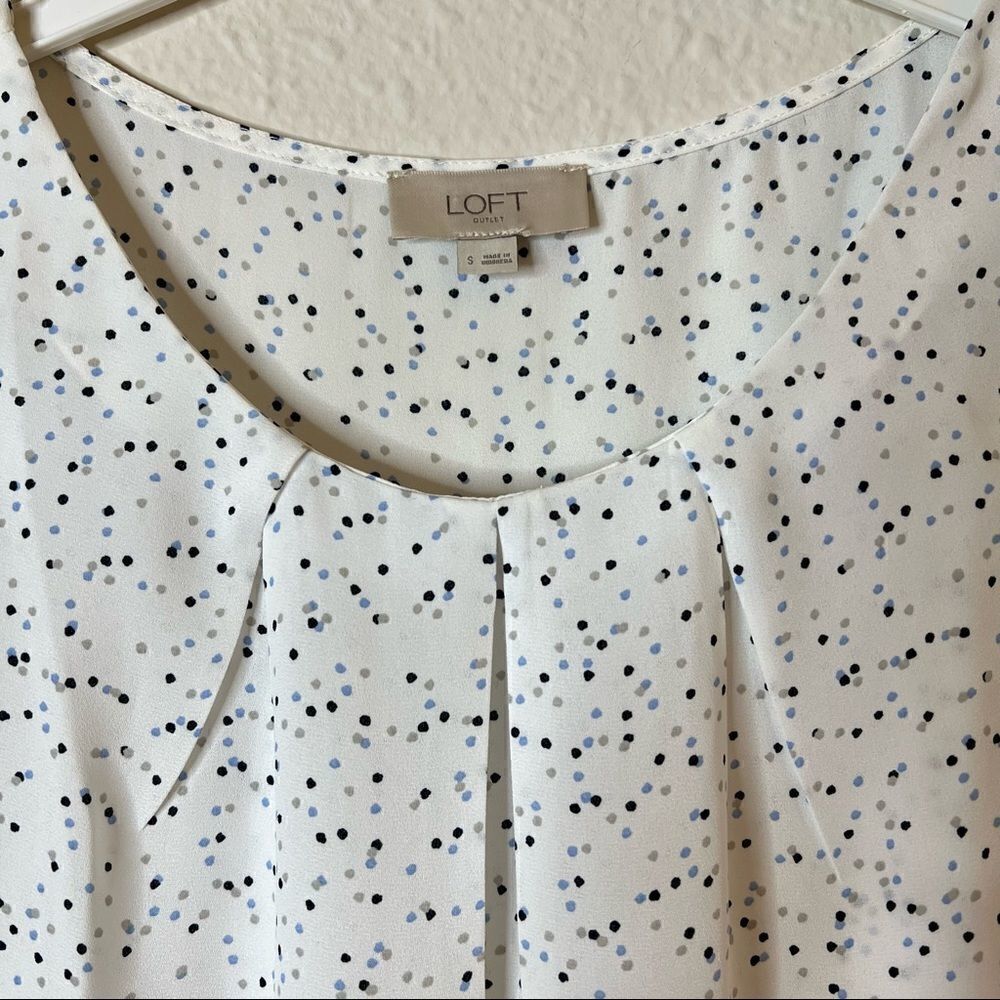 LOFT Sleeveless Top Size S - Picture 2 of 5